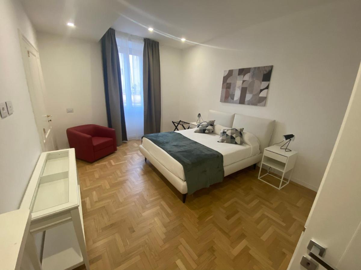Colosseum Rome Guest House Luil Extérieur photo
