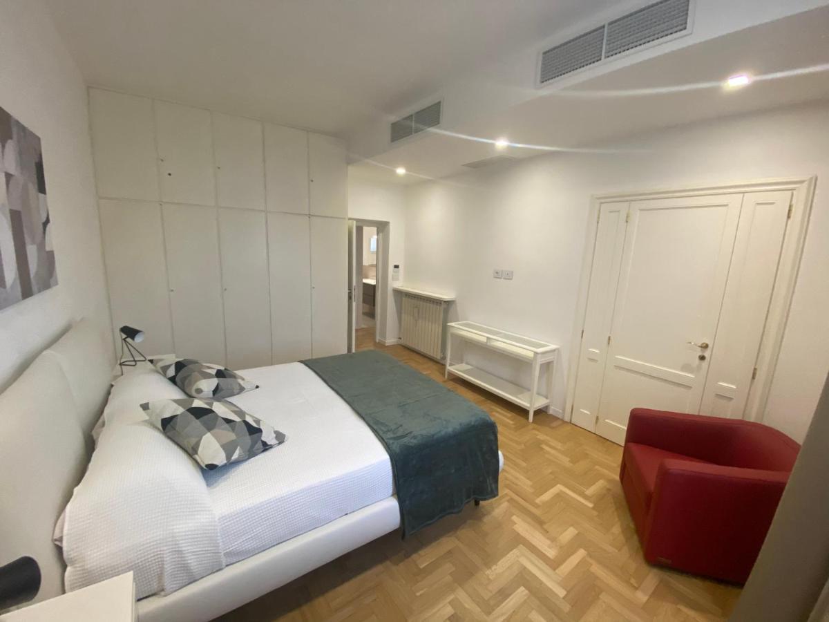 Colosseum Rome Guest House Luil Extérieur photo