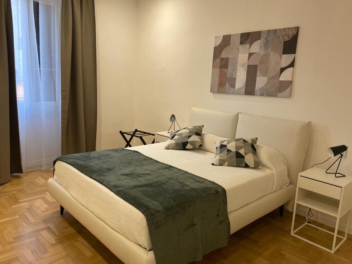 Colosseum Rome Guest House Luil Extérieur photo